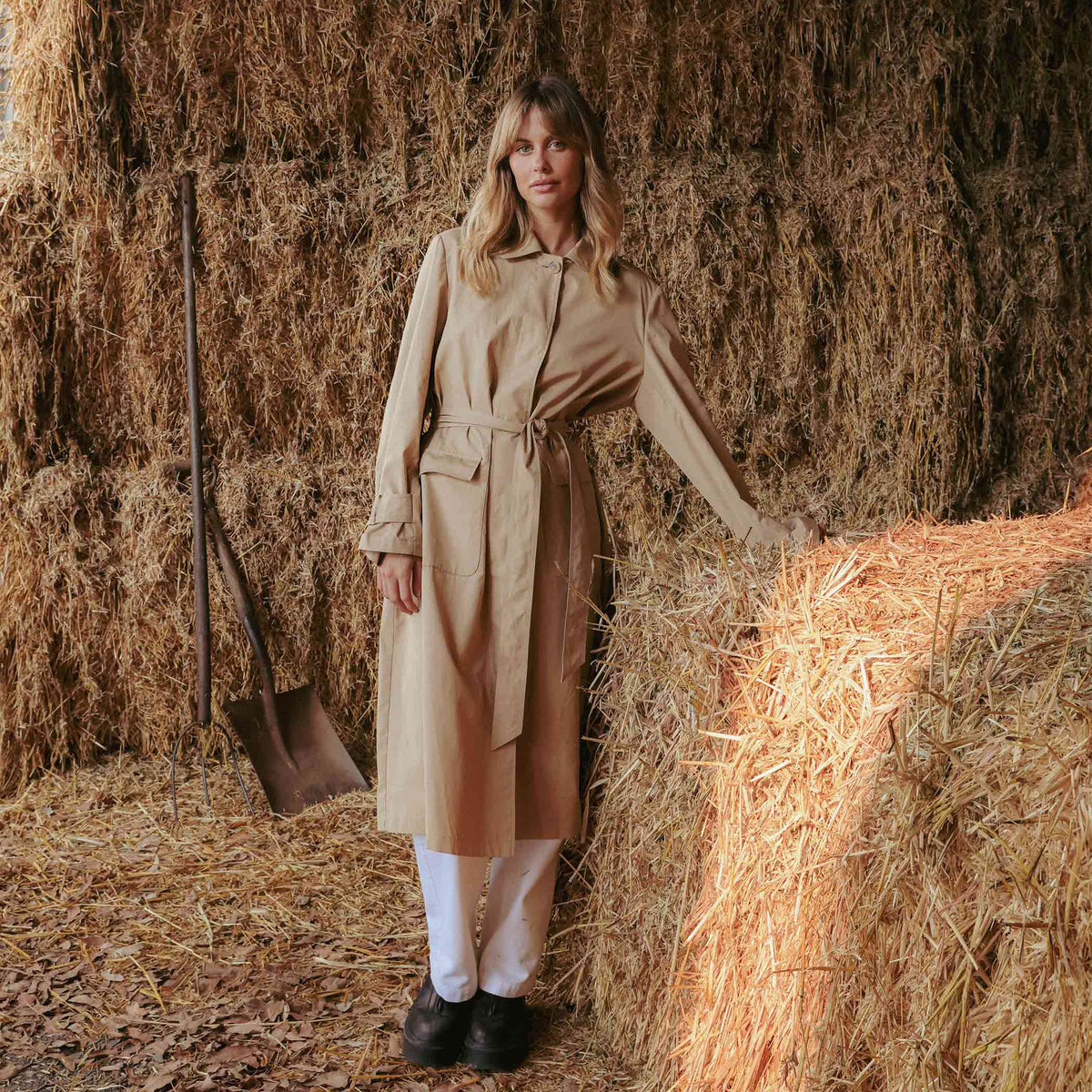 VALORA LIGHTWEIGHT COTTON TRENCH COAT