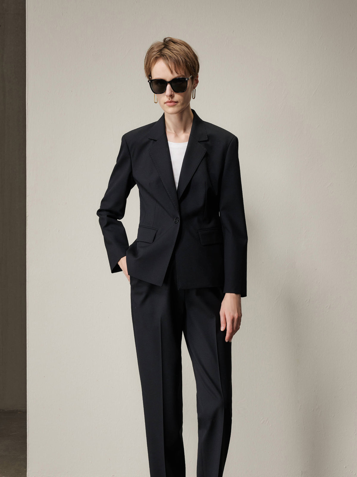Vivian Tailored Wool Blazer
