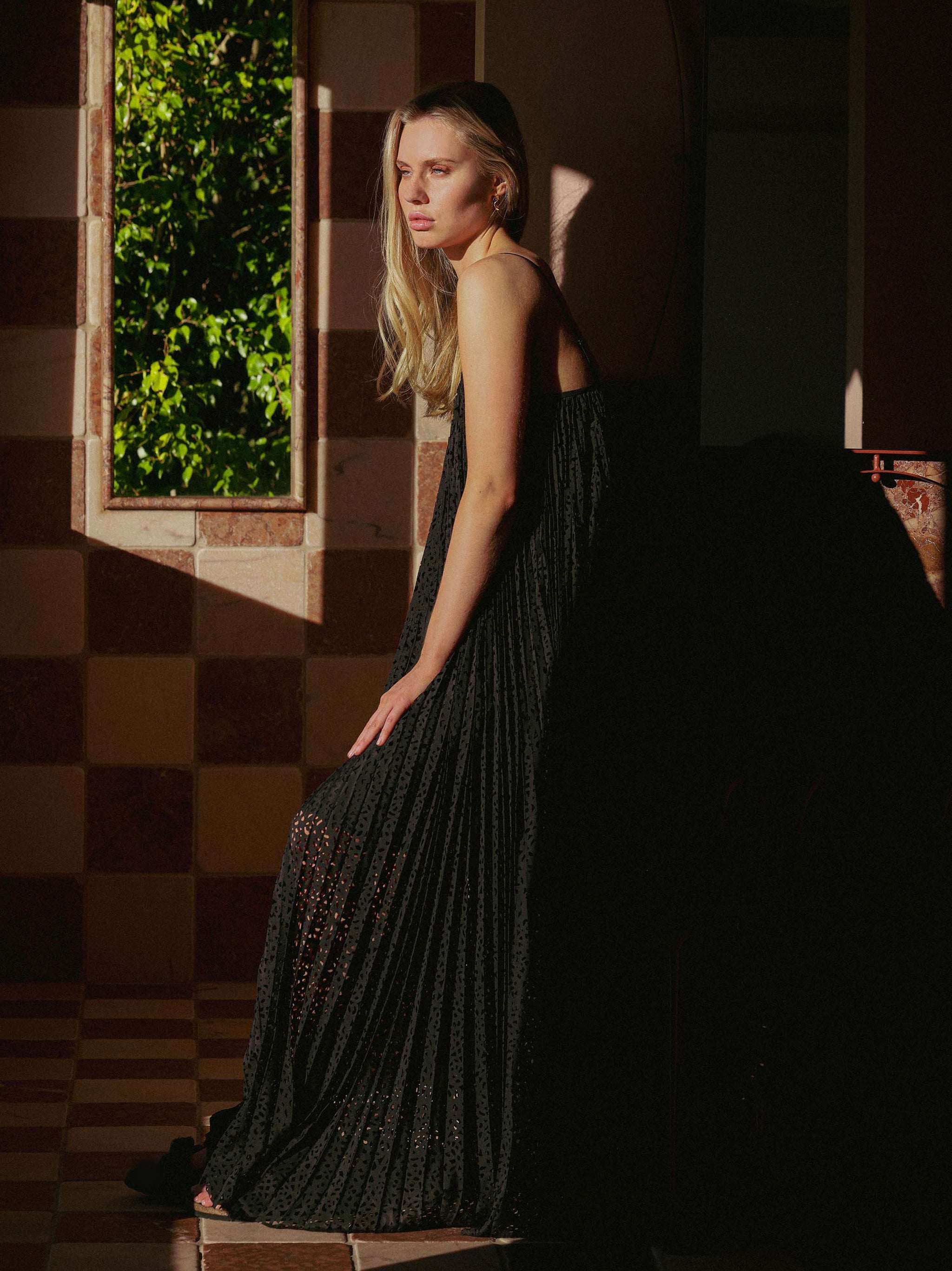 Zara Black Maxi Dress| Women's Designer Clothing Australia | IDA+S Zara Black Maxi Dress| Women's Designer Clothing Australia | IDA+S