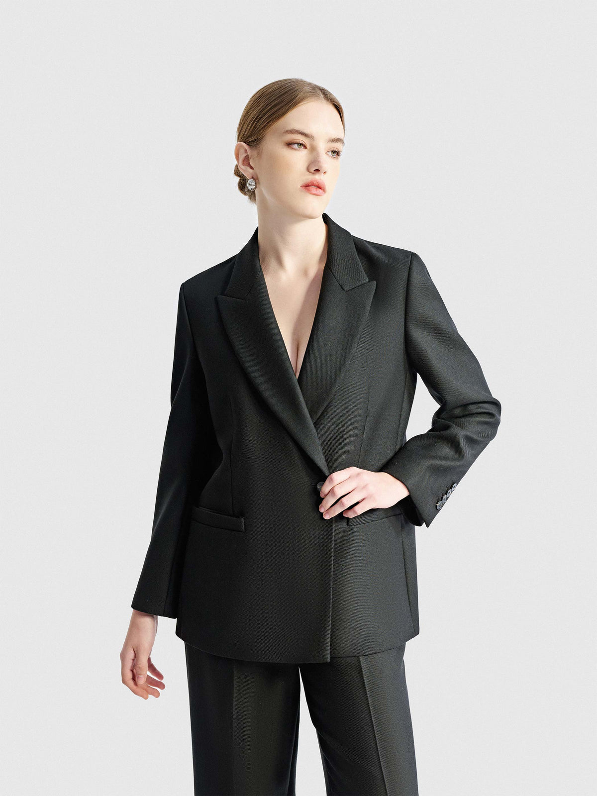 SERAPHINE TWILL WOOL STRAIGHT SUIT JACKET