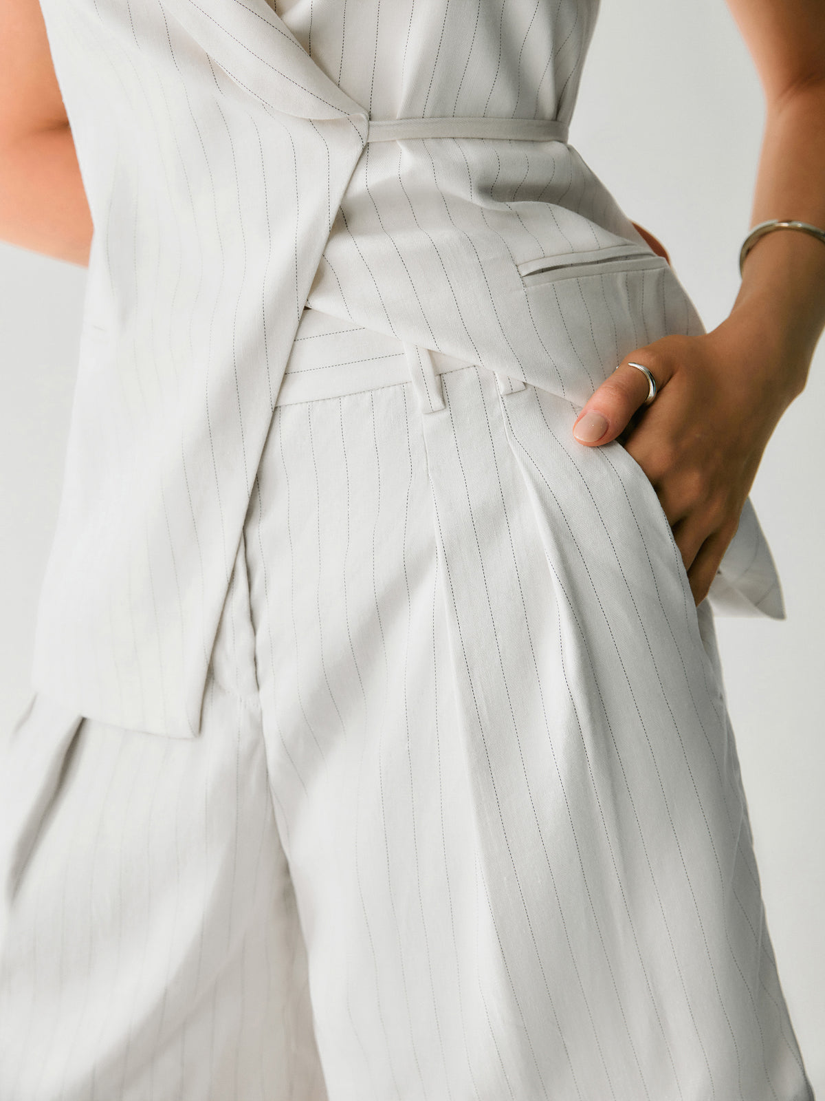 Anouk Linen Short